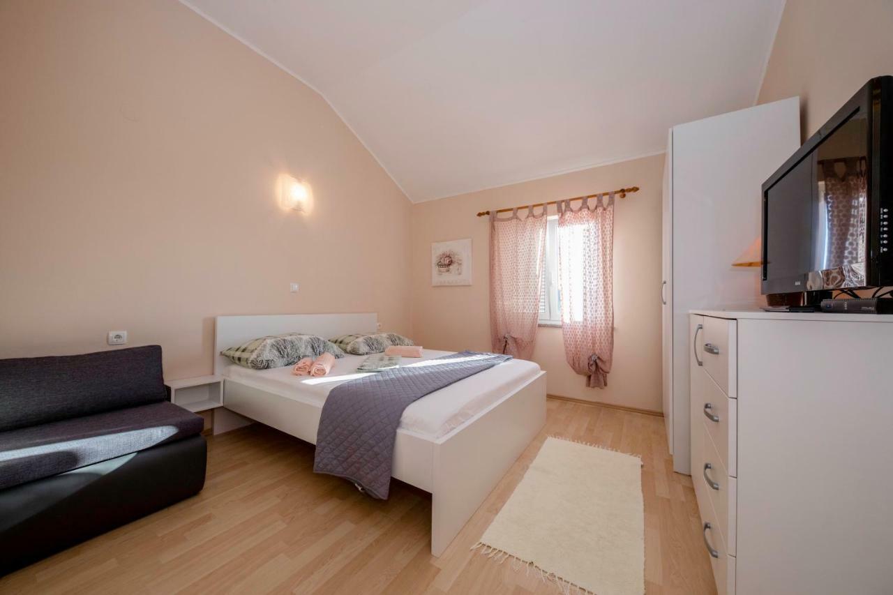 Apartmani Rab Kampor Exterior foto